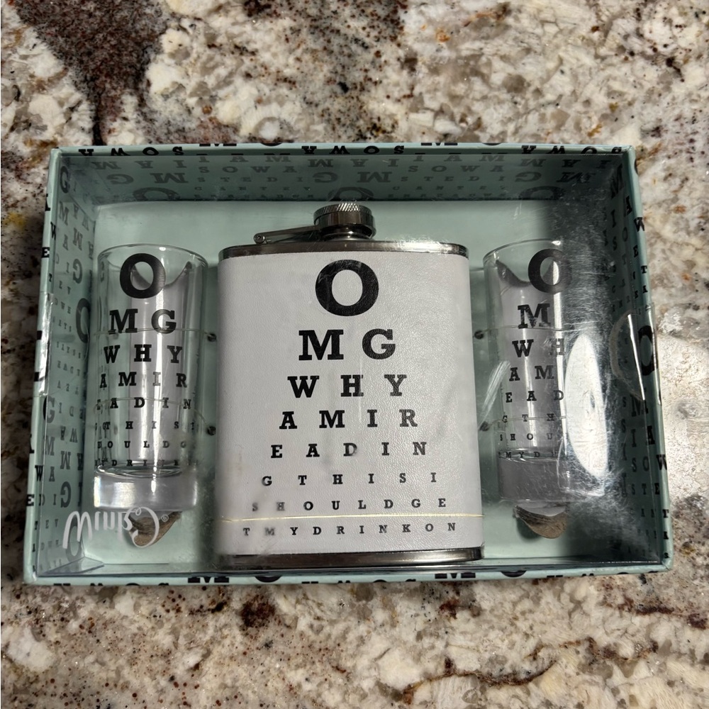 Wink White Flask and Shot Glass Set